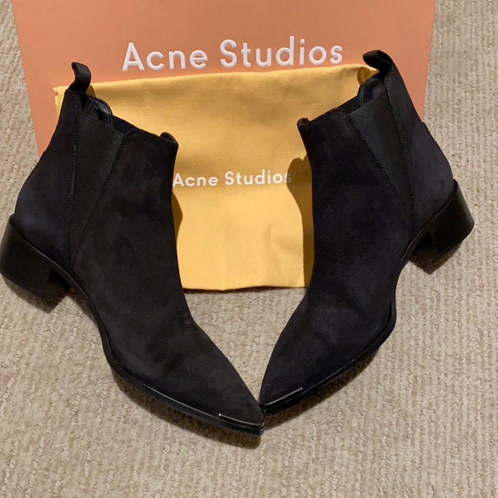 Authentic Acne Studio black suede Jensen ankle boots new in box